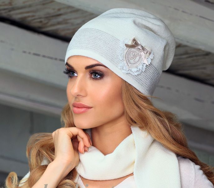Популярные польские женские шапки