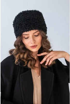 Чорна шапка-кoзачка Лама 9602, р. 56-57