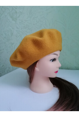 Классический берет из валяной шерсти Flora (Флора) 480 медовый